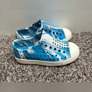 Native Waterproof Slip on Sneakers Toddler Blue Size 6c